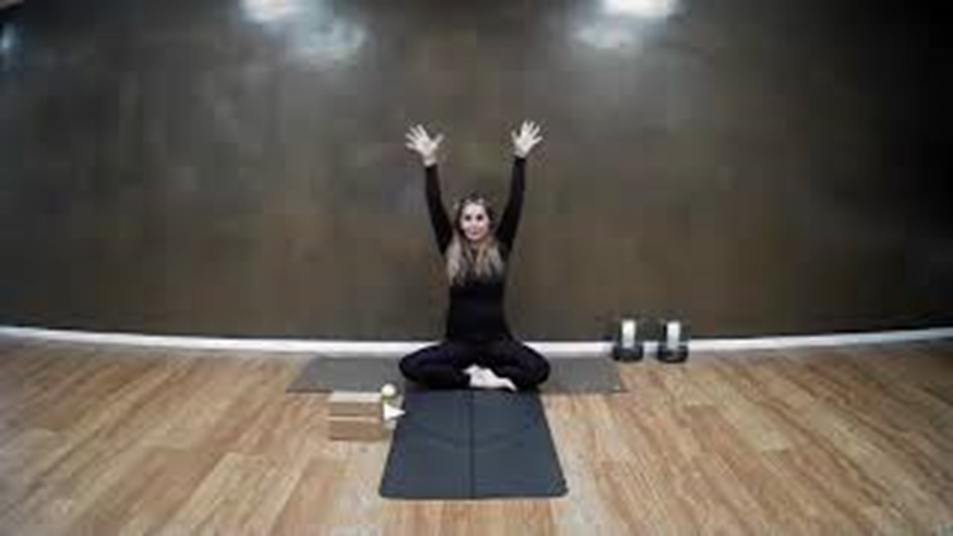 13.1.2021 - Blid Yoga - 60 min. med Charlott Krum